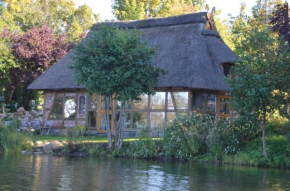 Reetdachkate auf Gestüt Schierensee
